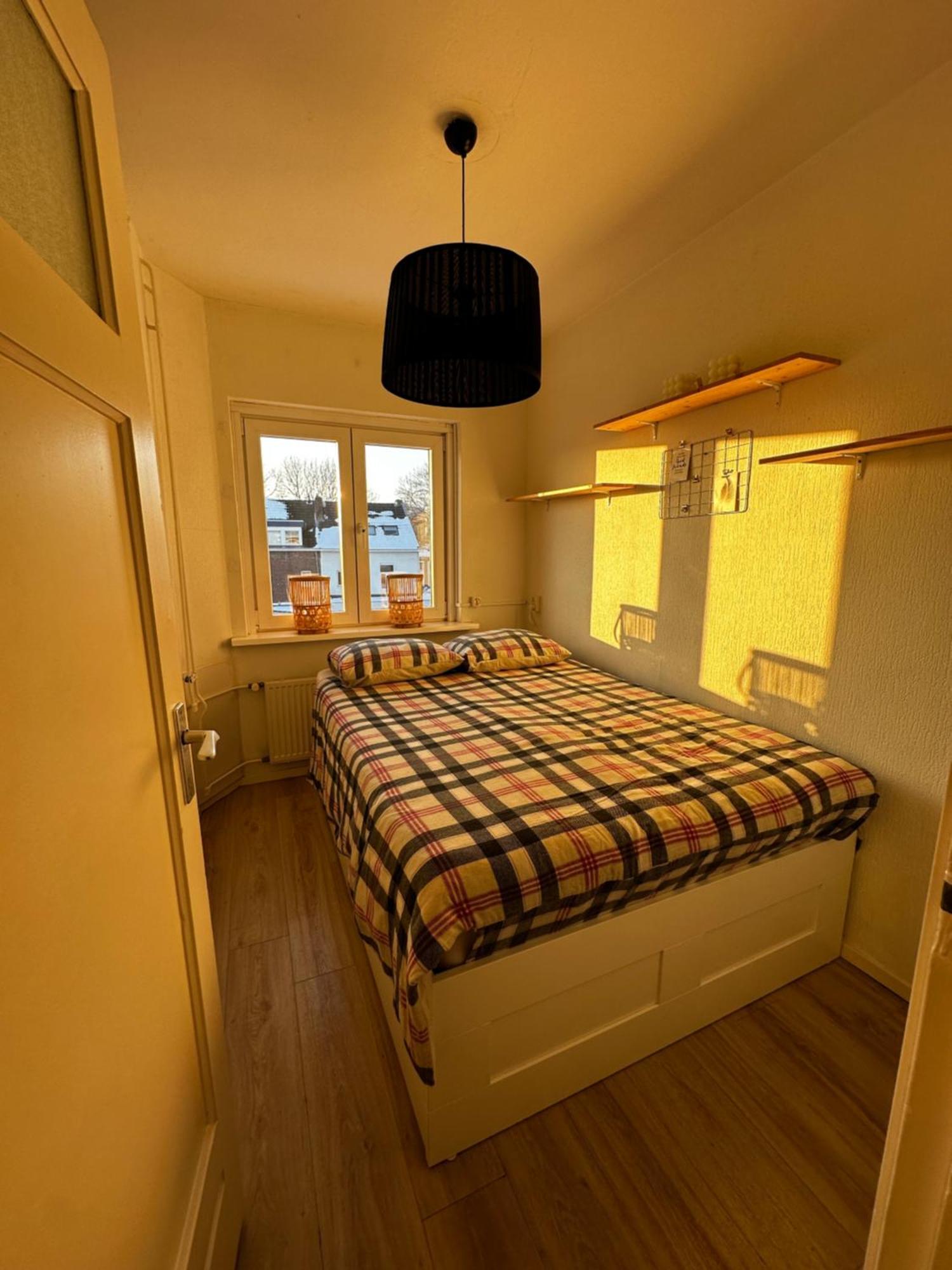 Lovely 2-Bedroom Apartment With Balcony Маастрихт Екстериор снимка